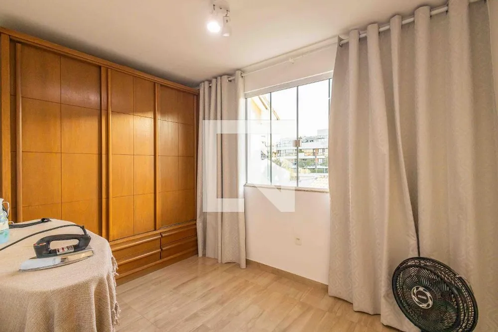 Casa, 4 quartos, 270 m² - Foto 35