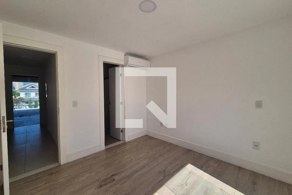 Casa, 3 quartos, 334 m² - Foto 55