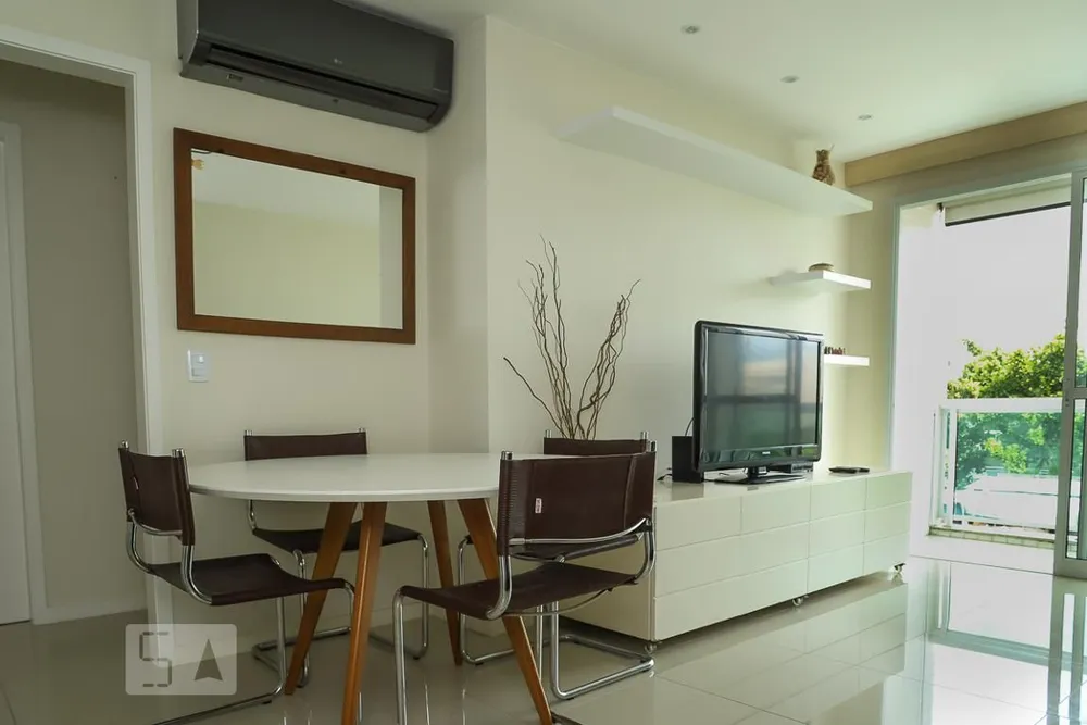Apartamento, 3 quartos, 75 m² - Foto 1