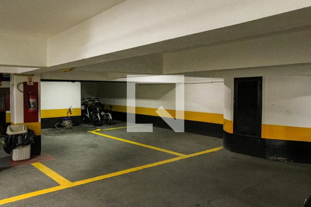 Apartamento, 3 quartos, 220 m² - Foto 32