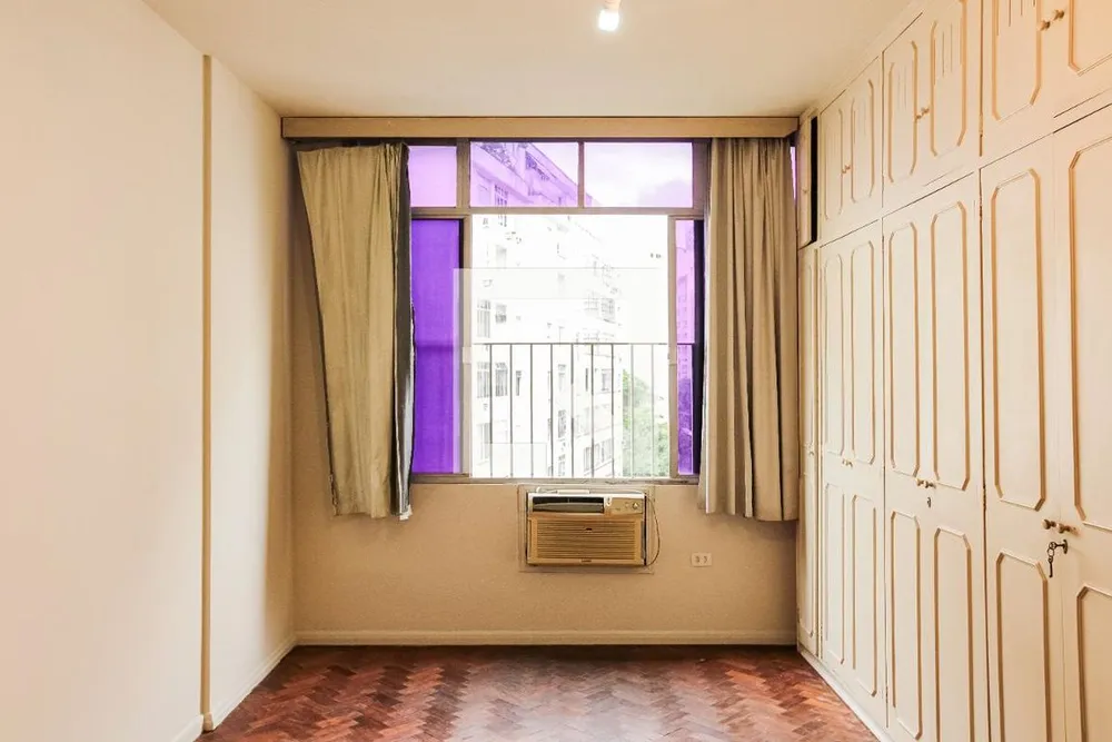 Apartamento, 3 quartos, 220 m² - Foto 2