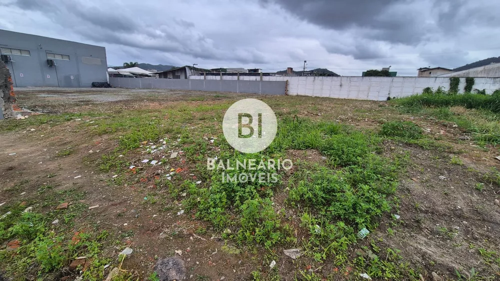 Loteamento e Condomínio - Foto 3