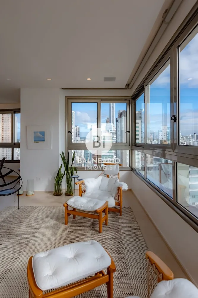 Apartamento, 4 quartos, 255 m² - Foto 2
