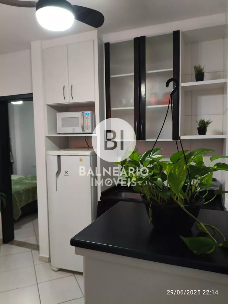 Apartamento, 3 quartos, 132 m² - Foto 2