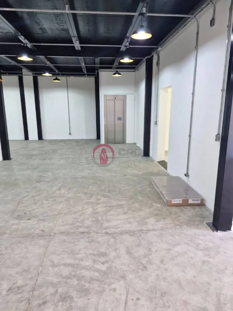 Loja-Salão, 1001 m² - Foto 1