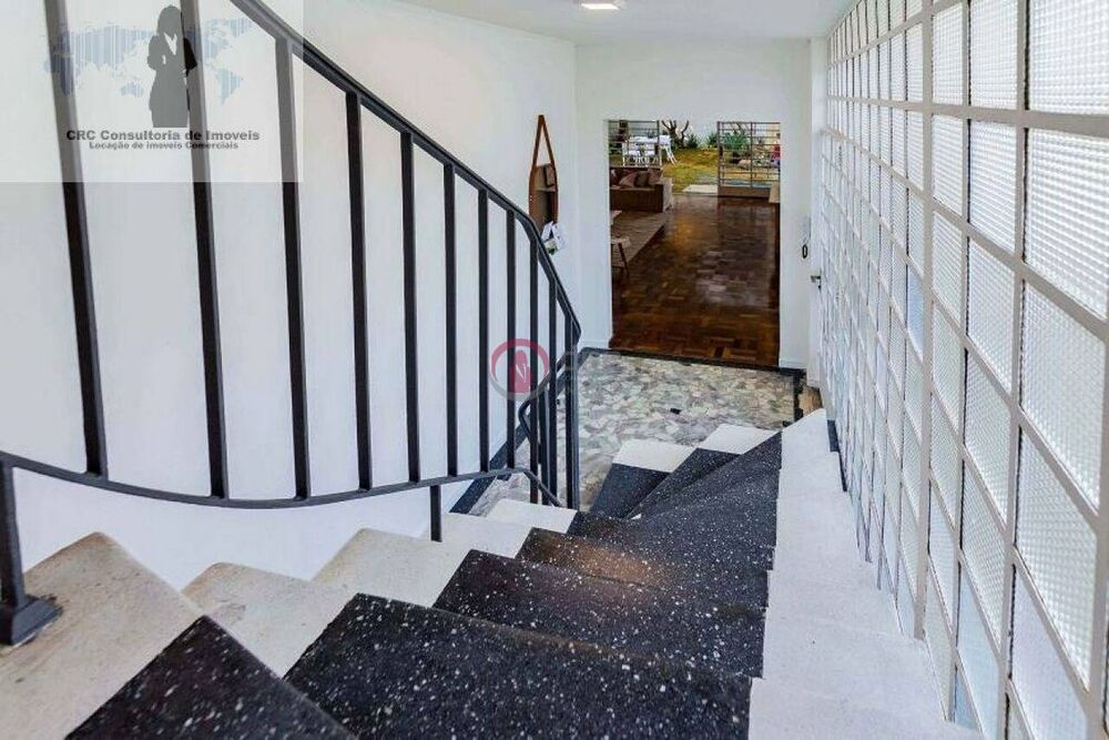 Sobrado para alugar com 3 quartos, 200m² - Foto 11