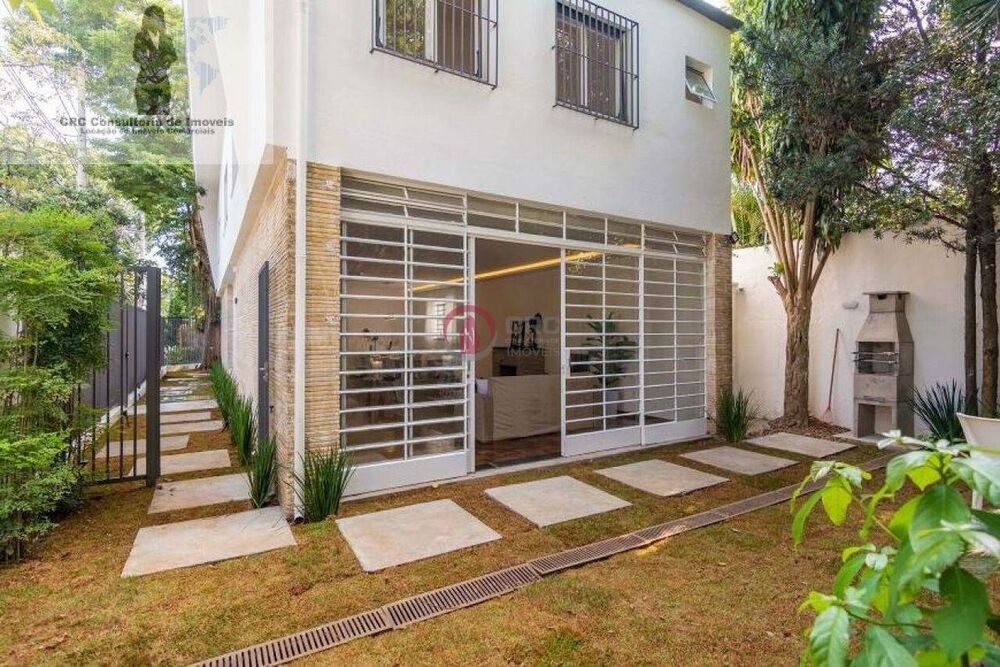Sobrado para alugar com 3 quartos, 200m² - Foto 1