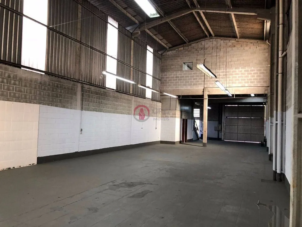 Depósito-Galpão, 700 m² - Foto 2