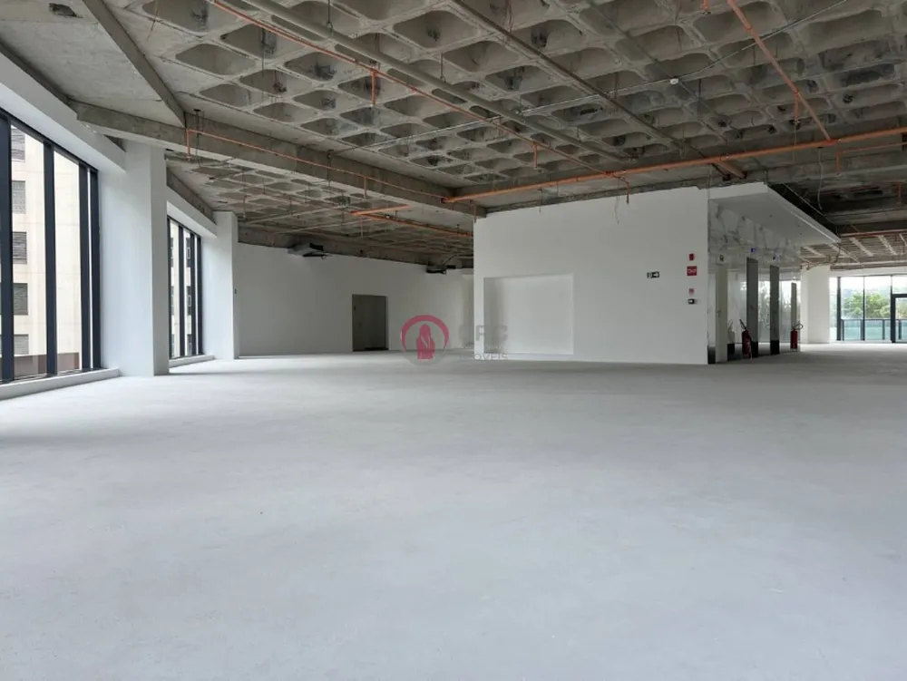 Loja-Salão, 4016 m² - Foto 1