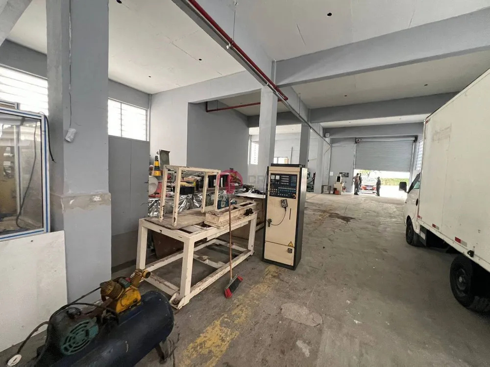 Depósito-Galpão, 2850 m² - Foto 1