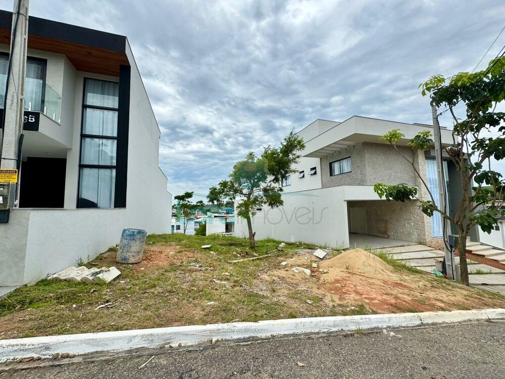 Terreno, 300 m² - Foto 1