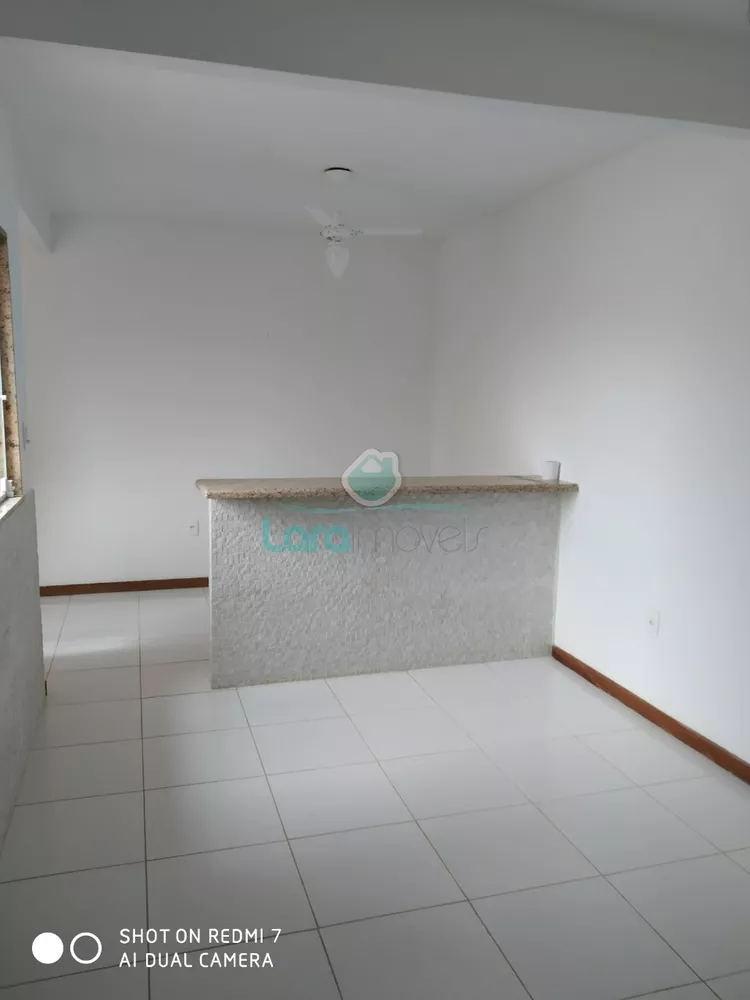 Casa à venda com 3 quartos, 158m² - Foto 2