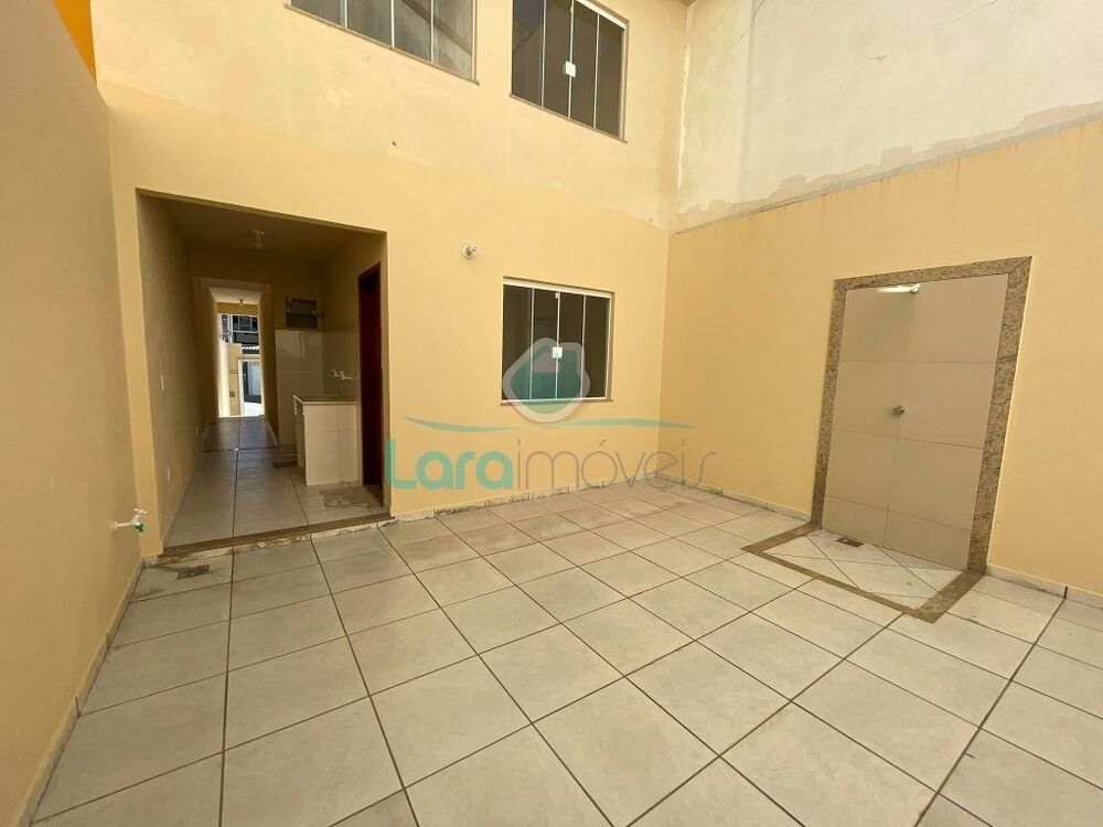 Casa à venda com 3 quartos, 110m² - Foto 10