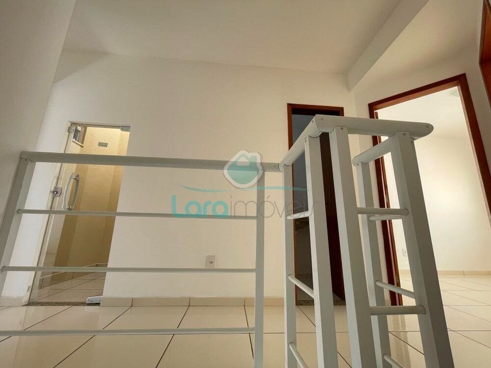 Casa à venda com 3 quartos, 110m² - Foto 13