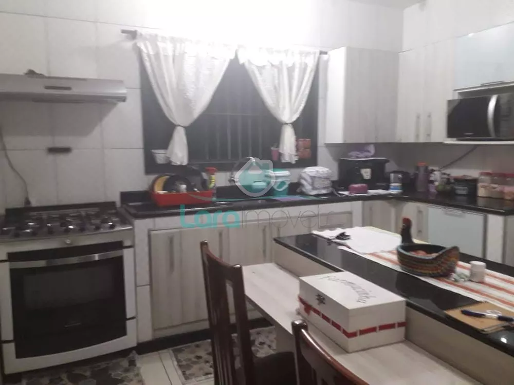 Casa, 3 quartos, 141 m² - Foto 9