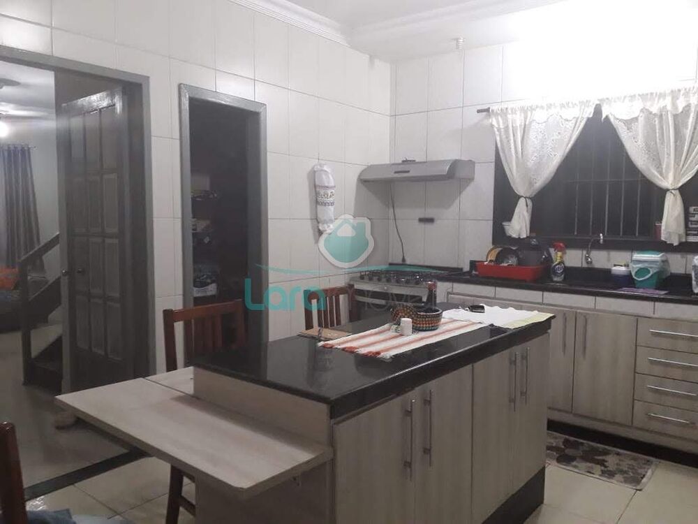 Casa, 3 quartos, 141 m² - Foto 6