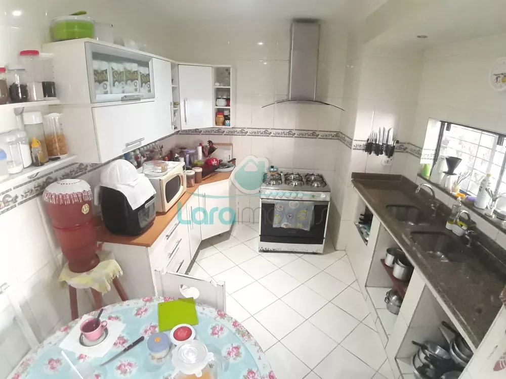 Casa, 3 quartos, 244 m² - Foto 10