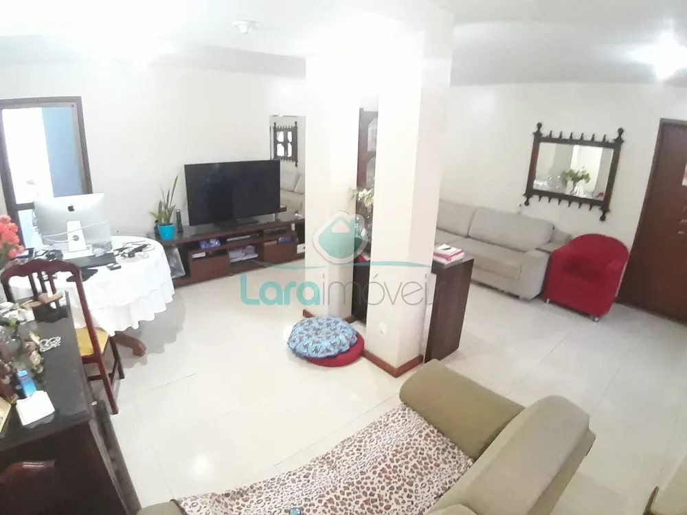 Casa, 3 quartos, 244 m² - Foto 2