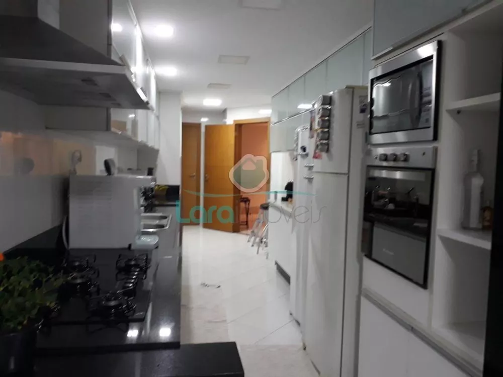 Apartamento à venda com 3 quartos, 160m² - Foto 16