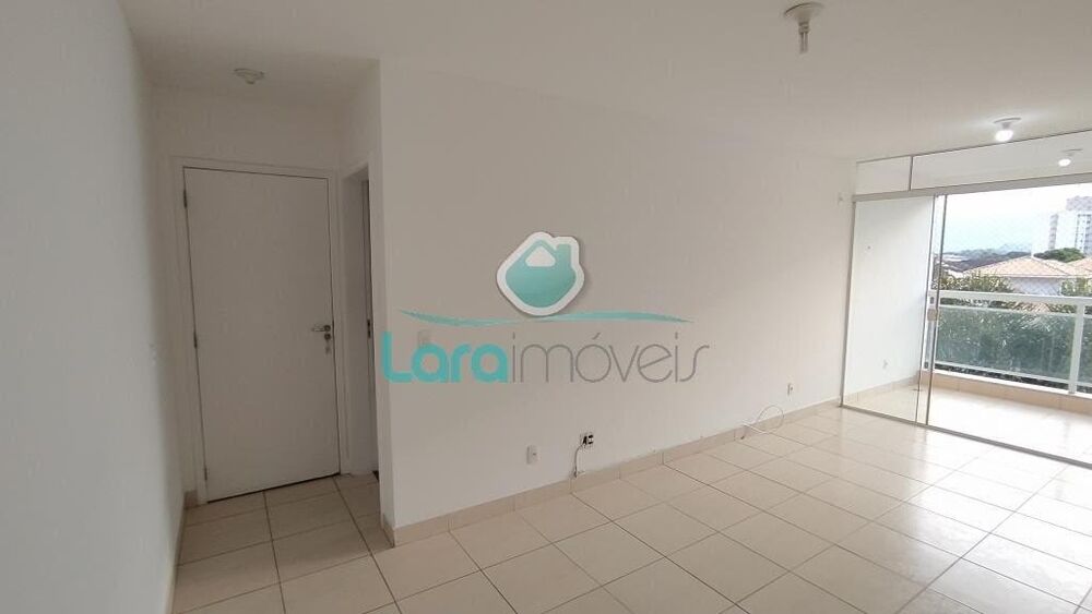 Apartamento à venda com 3 quartos, 76m² - Foto 2
