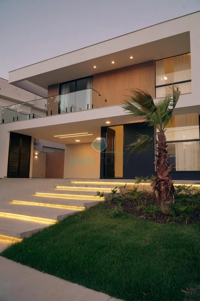 Casa, 3 quartos, 259 m² - Foto 2