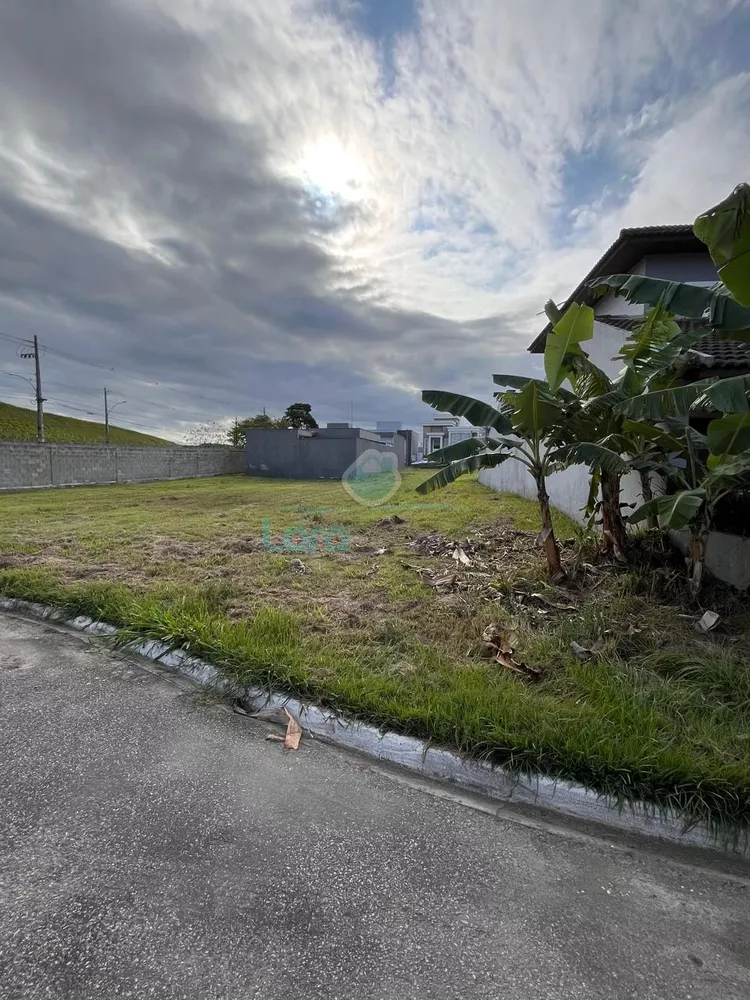 Terreno, 300 m² - Foto 1