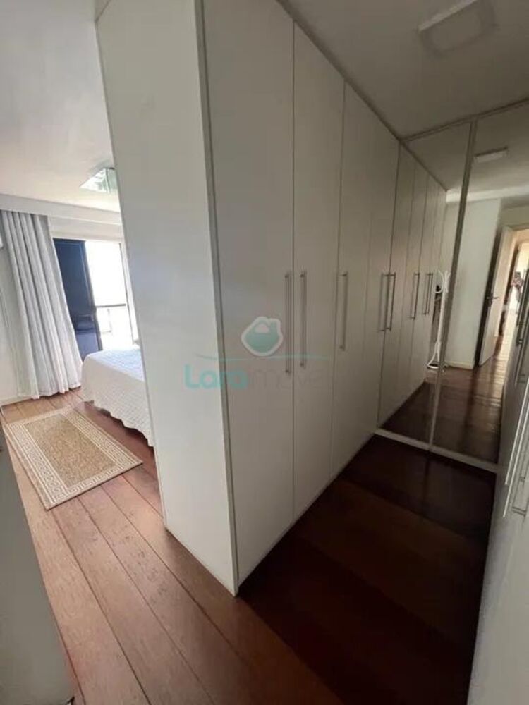 Cobertura à venda com 4 quartos, 360m² - Foto 1
