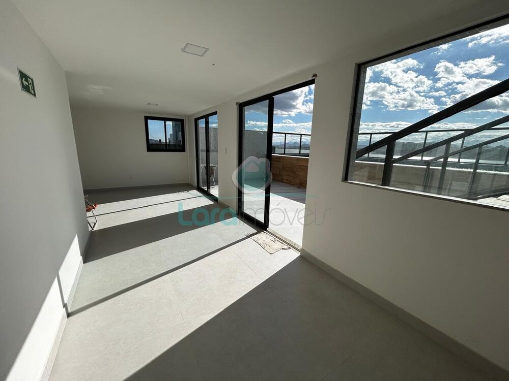 Apartamento à venda com 3 quartos, 142m² - Foto 8