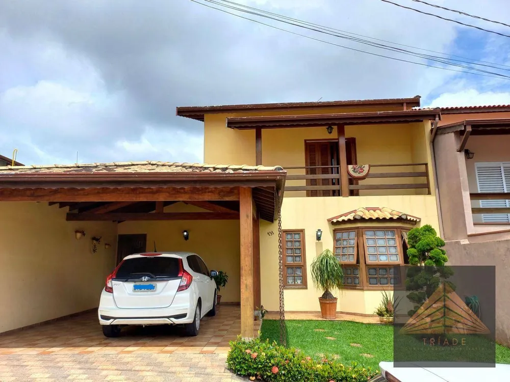 Casa, 3 quartos, 244 m² - Foto 2