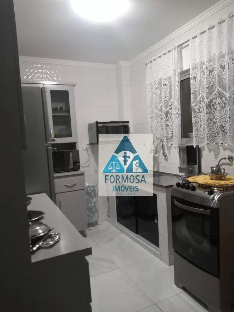 Apartamento à venda com 2 quartos, 1m² - Foto 4