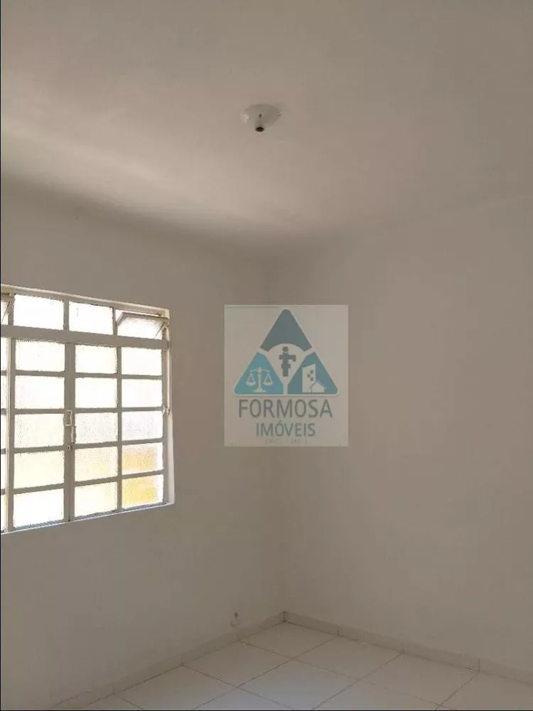 Casa para alugar com 1 quarto, 50m² - Foto 4