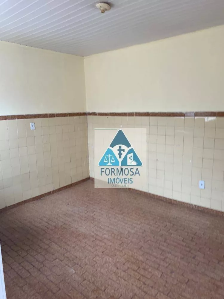 Casa para alugar com 1 quarto, 1m² - Foto 3