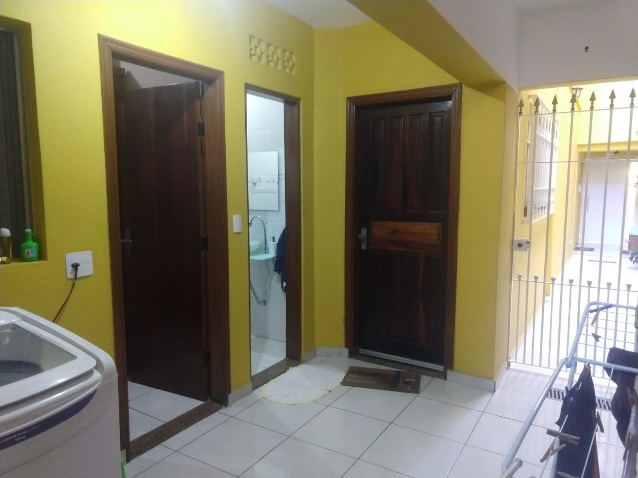 Sobrado à venda com 4 quartos, 240m² - Foto 3