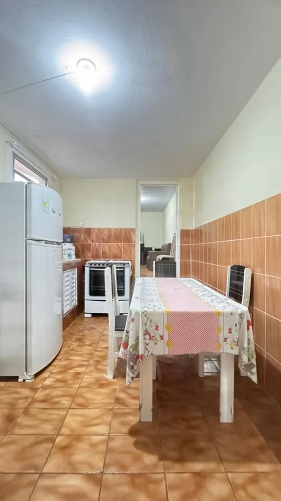 Casa, 3 quartos, 169 m² - Foto 1