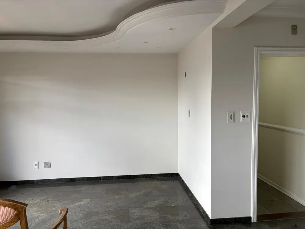 Apartamento, 3 quartos, 232 m² - Foto 2