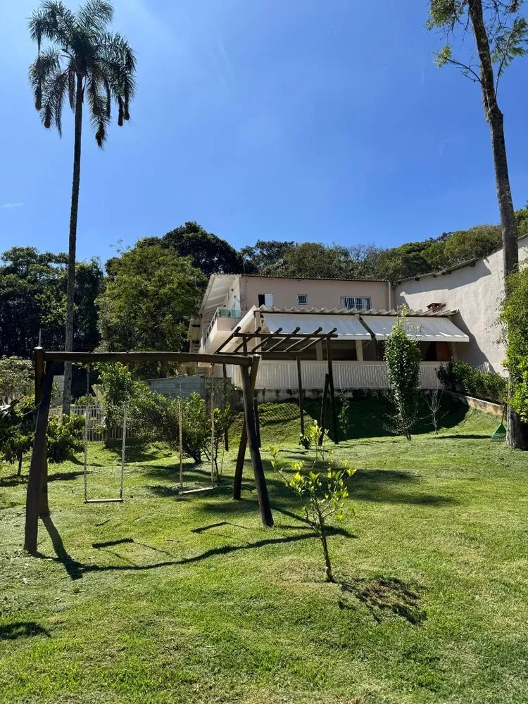 Chácara, 3 quartos, 1100 m² - Foto 1