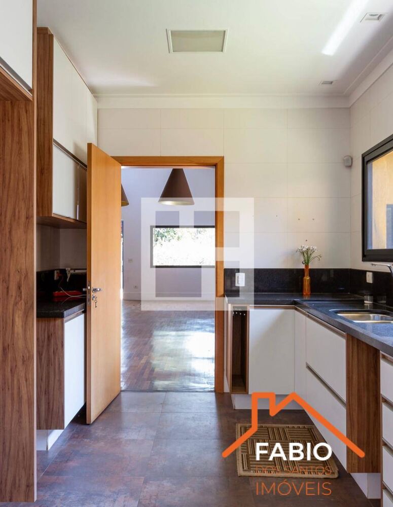 Casa de Condomínio à venda com 4 quartos, 329m² - Foto 2