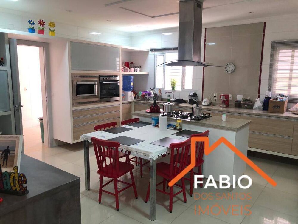 Casa à venda e aluguel com 4 quartos, 380m² - Foto 3
