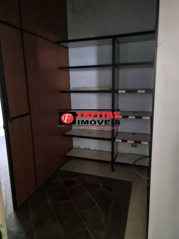 Casa, 16 quartos, 550 m² - Foto 3