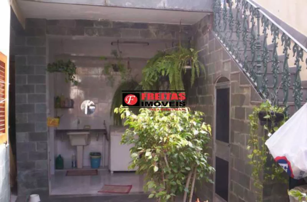 Casa, 4 quartos, 235 m² - Foto 25