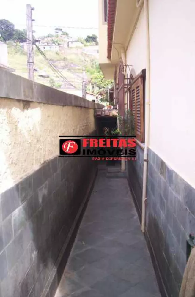 Casa, 4 quartos, 235 m² - Foto 22