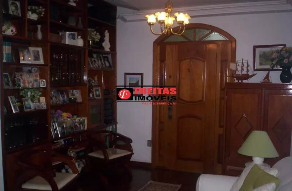 Casa, 4 quartos, 235 m² - Foto 9