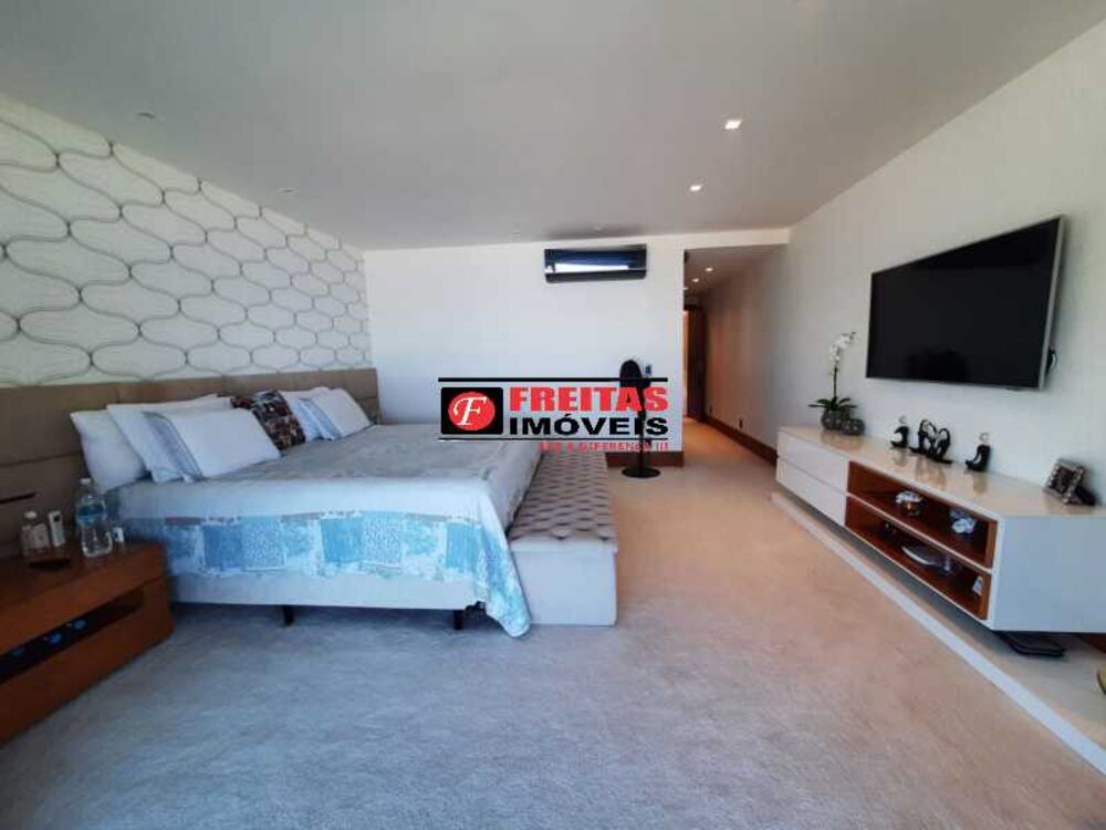 Casa à venda com 3 quartos, 380m² - Foto 14