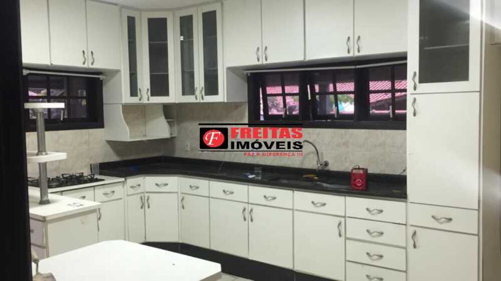 Casa, 3 quartos, 280 m² - Foto 11