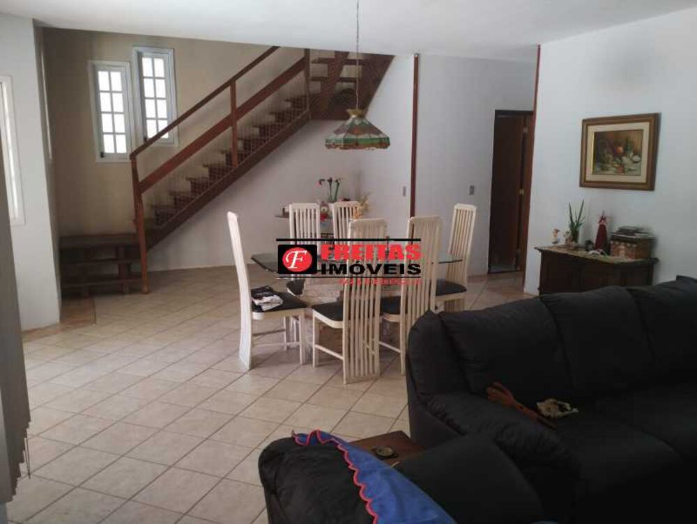 Casa de Condomínio, 4 quartos - Foto 2