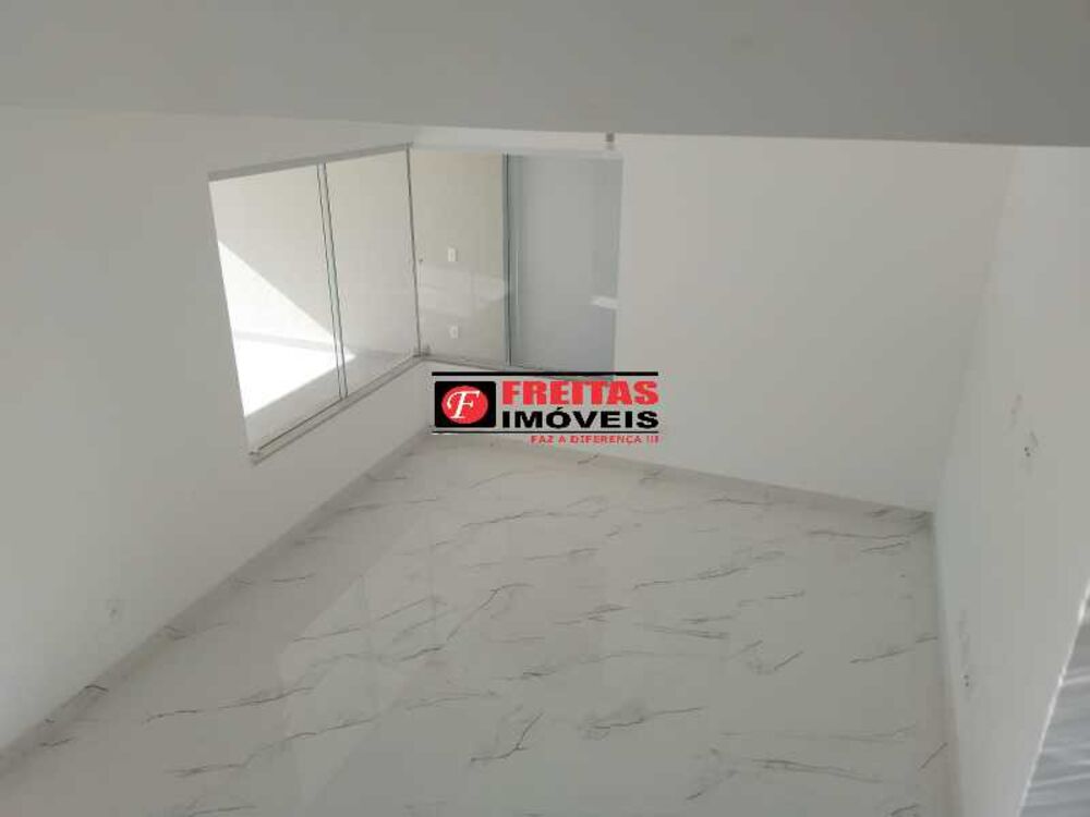 Casa, 3 quartos, 214 m² - Foto 4