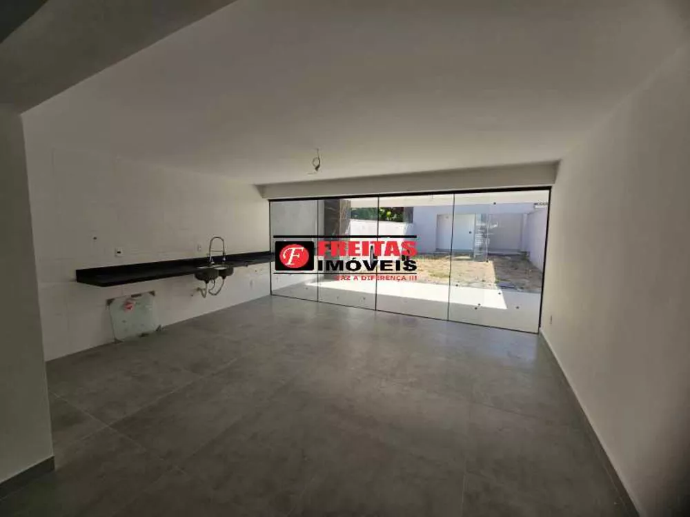 Casa, 4 quartos, 210 m² - Foto 12