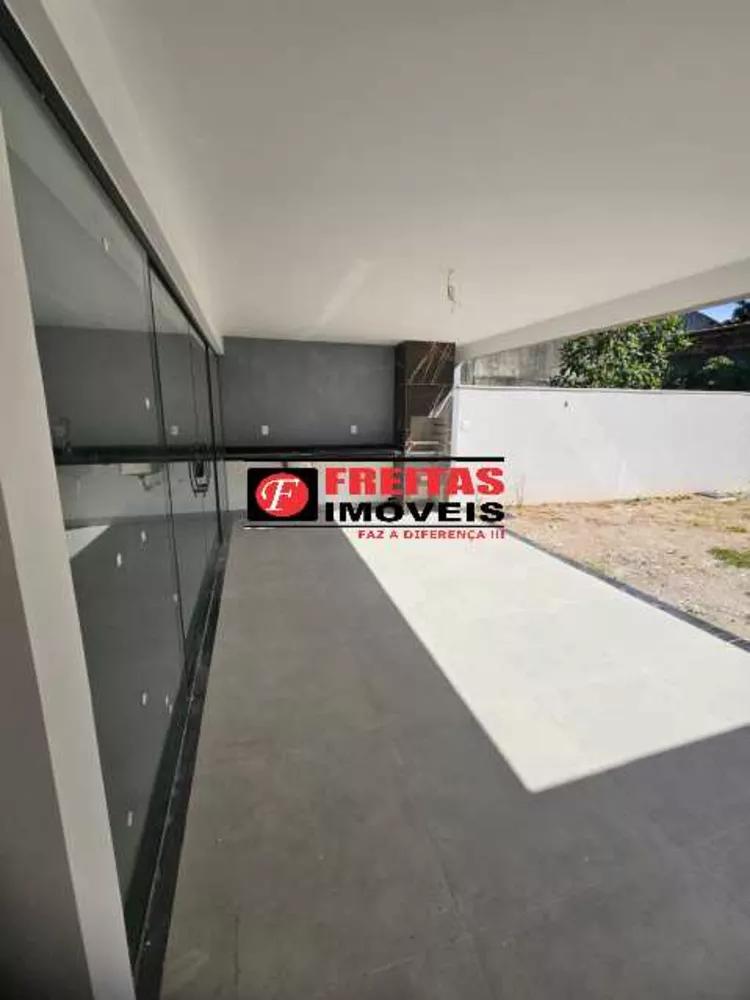 Casa, 4 quartos, 210 m² - Foto 8