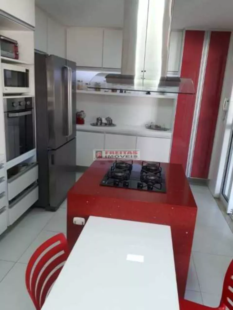 Casa, 5 quartos, 250 m² - Foto 8