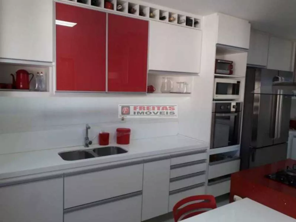 Casa, 5 quartos, 250 m² - Foto 18
